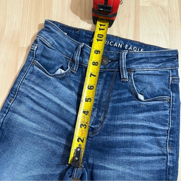 American Eagle Next Level Stretch High Rise Jegging Distressed High Rise 0Short - Picture 5 of 9